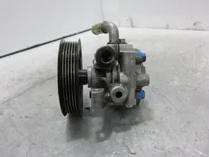Foto de BOMBA DIRECCION FORD TOURNEO CONNECT (TC7) 1.8 TDCi CAT (90 CV / 66 KW) referencia 2T143A696AGU30 foto 2