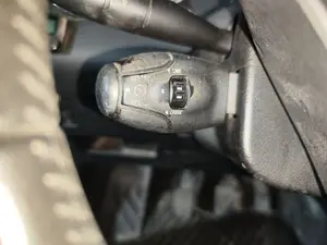 Foto de MANDO MULTIFUNCION PEUGEOT 308 SW 1.6 HDi FAP CAT (9HZ / DV6TED4) (109 CV / 80 KW)