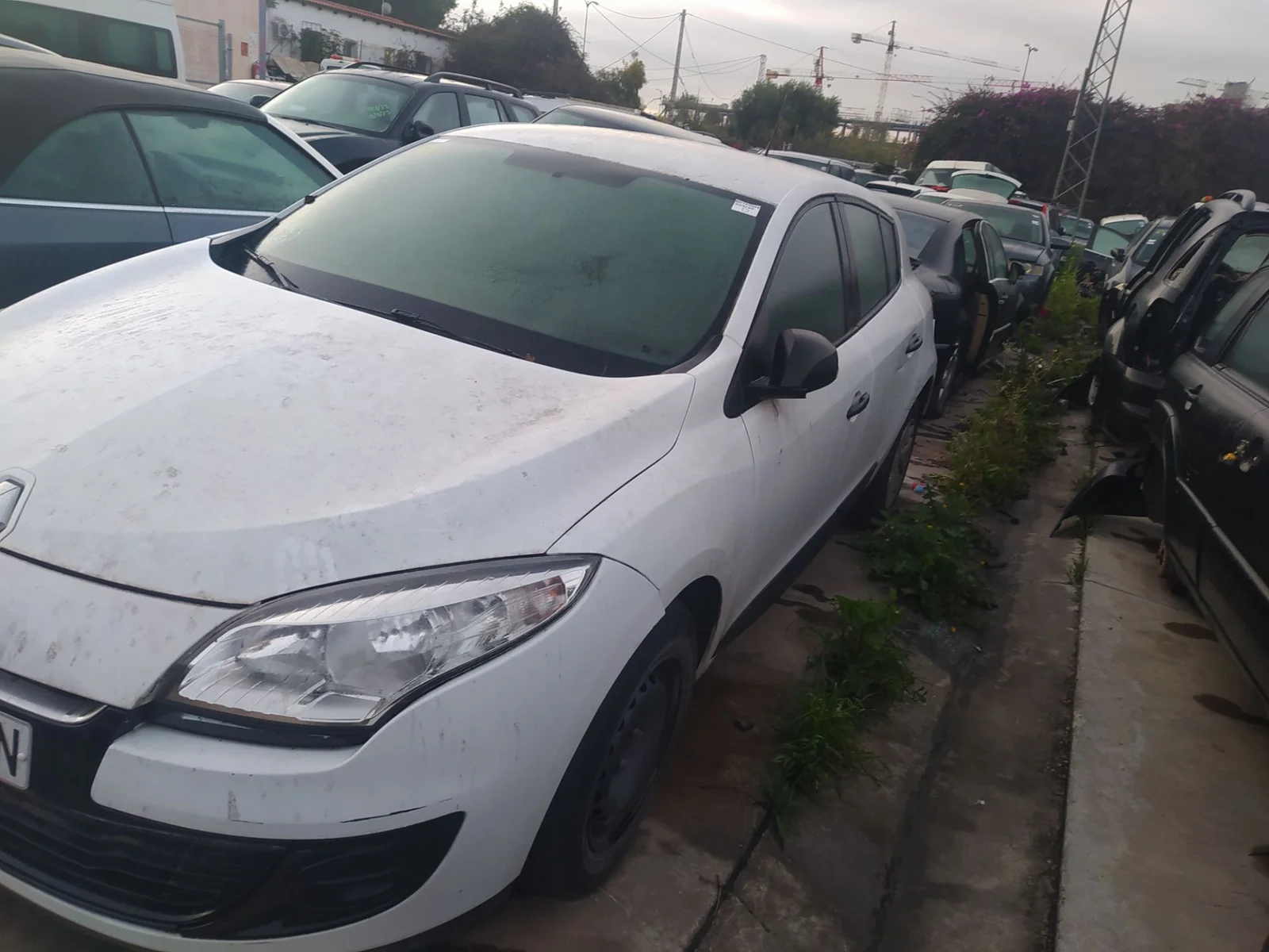 Foto de TRANSMISION DELANTERA IZQUIERDA RENAULT MEGANE III BERLINA 5P 1.6 16V CAT (101 CV / 74 KW) referencia 391013387R