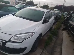 Foto de TRANSMISION DELANTERA IZQUIERDA RENAULT MEGANE III BERLINA 5P 1.6 16V CAT (101 CV / 74 KW) referencia 391013387R