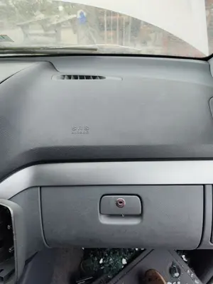Foto de AIRBAG DELANTERO DERECHO MERCEDES-BENZ VIANO (639) 2.1 CDI CAT (150 CV / 110 KW) referencia A6398600102