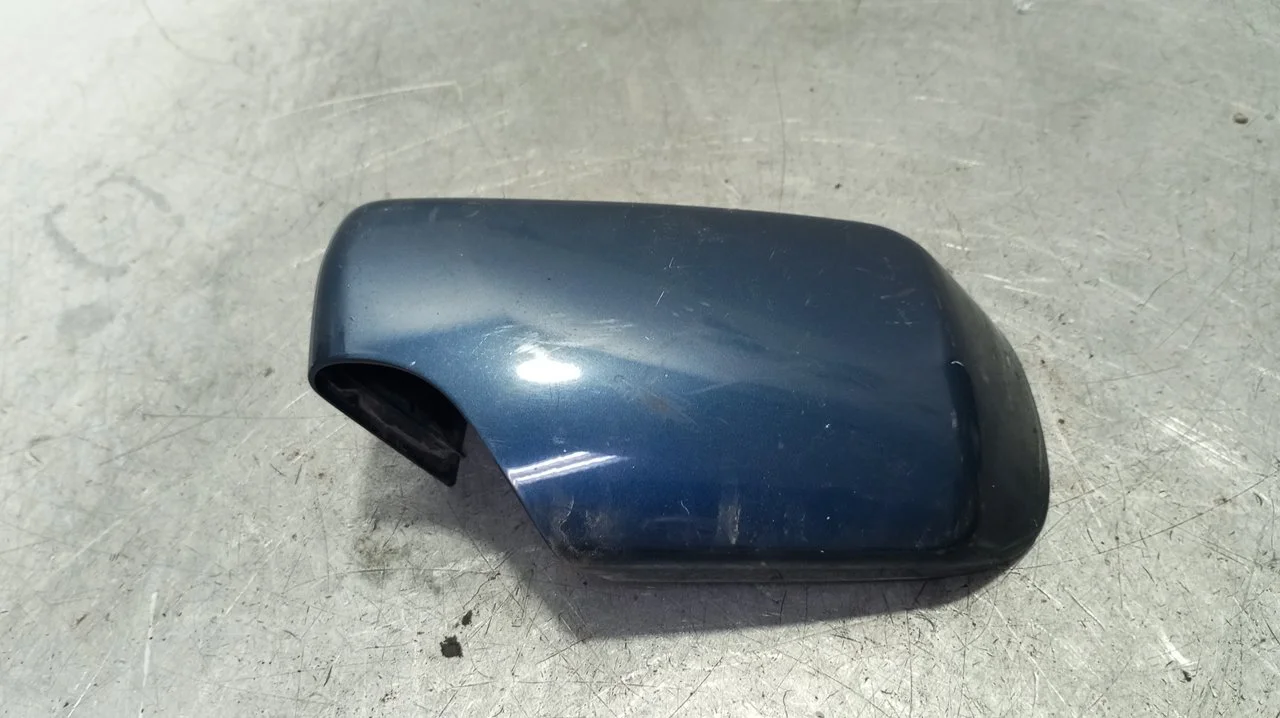 Foto de CARCASA RETROVISOR IZQUIERDO BMW SERIE 3 COMPACTO (E46) 2.0 16V Diesel CAT (150 CV / 110 KW) referencia 8238373