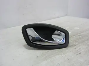 Foto de MANETA INTERIOR DELANTERA DERECHA RENAULT SCENIC III (JZ) 1.6 dCi Diesel FAP (131 CV / 96 KW) referencia 826720001R