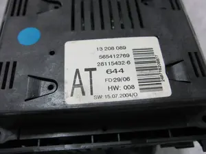 Foto de PANTALLA MULTIFUNCION OPEL ZAFIRA B 1.9 CDTI CAT (Z 19 DTL) (101 CV / 74 KW) referencia 13208089 foto 4