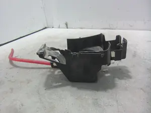 Foto de MOLDURA HONDA PCX 125 125 cm3 - 9 kW (12 CV / 9 KW) referencia 17525-K97-T001 foto 4