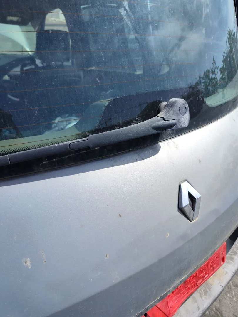 Foto de MOTOR LIMPIA TRASERO RENAULT SCENIC II 1.5 dCi Diesel (101 CV / 74 KW) referencia 8200153459B