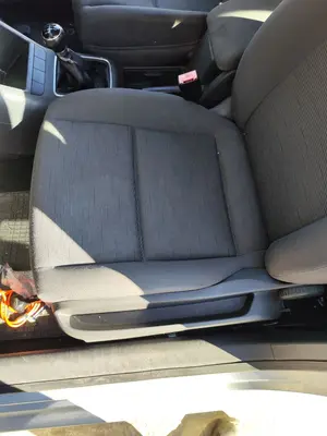 Foto de ASIENTO DELANTERO IZQUIERDO VOLKSWAGEN GOLF PLUS V (5M1) 1.9 TDI (105 CV / 77 KW)