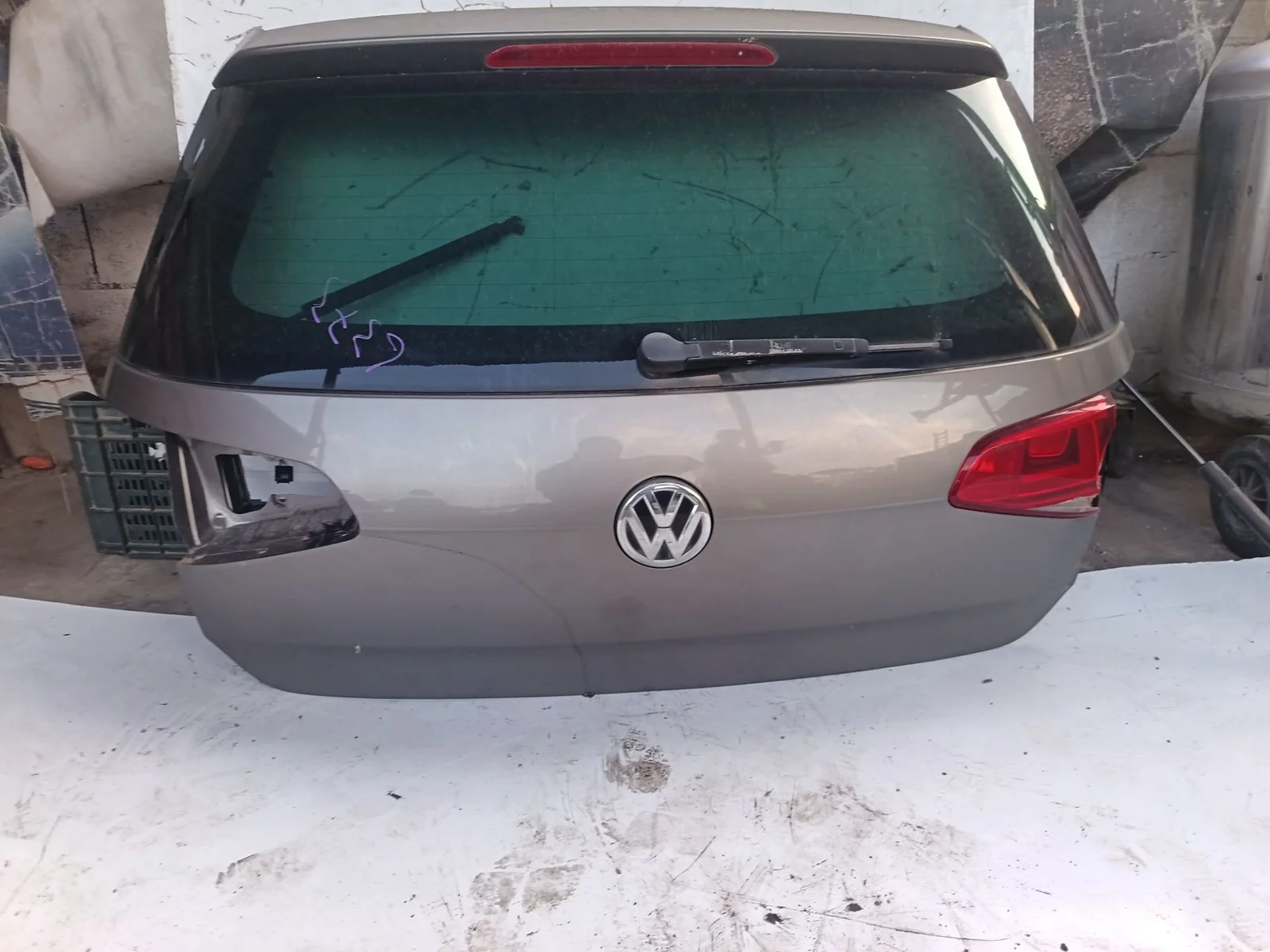Foto de PORTON TRASERO VOLKSWAGEN GOLF VII (5G1/BE1) 1.6 16V TDI DPF (110 CV / 81 KW)