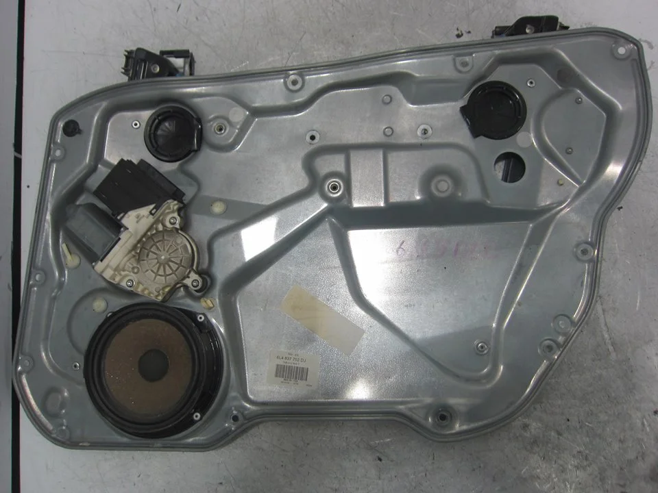 Foto de ELEVALUNAS DELANTERO DERECHO SEAT IBIZA (6L1) 1.9 SDI (64 CV / 47 KW) referencia 6L4837756