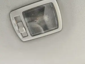 Foto de LUZ INTERIOR KIA CERATO (LD) 1.5 CRDi (102 CV / 75 KW)