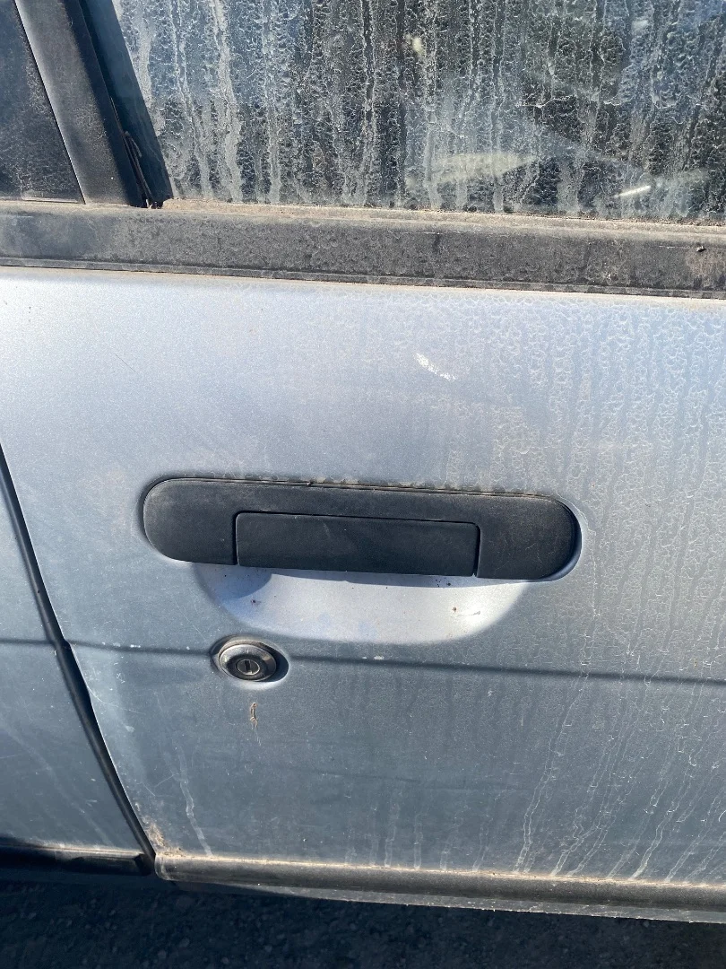 Foto de MANETA EXTERIOR DELANTERA DERECHA NISSAN ALMERA (N15) 2.0 Diesel (75 CV / 55 KW)