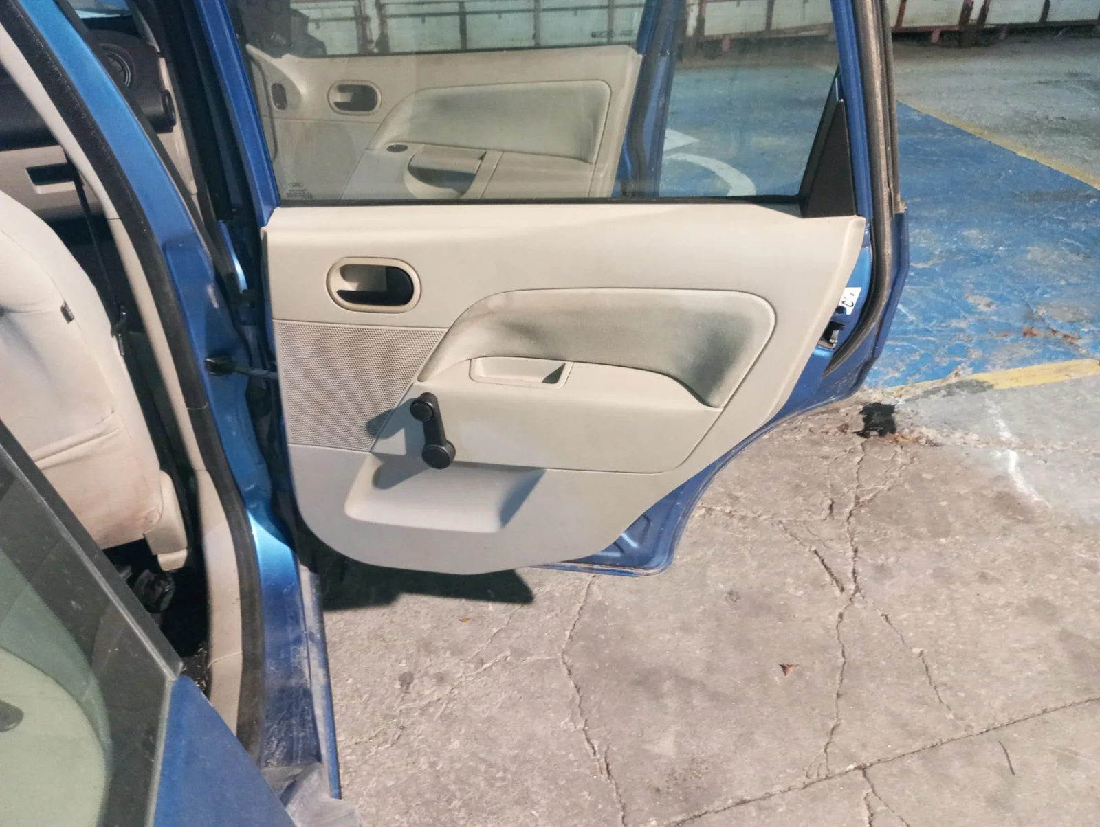 Foto de ELEVALUNAS TRASERO DERECHO FORD FIESTA (CBK) 1.25 16V CAT (69 CV / 51 KW) referencia 1528042