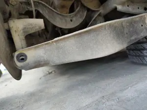 Foto de BRAZO SUSPENSION TRASERO IZQUIERDO VOLKSWAGEN GOLF VI (5K1)(10.2008) 2.0 TDI (110 CV / 81 KW) referencia 1K0505311AB