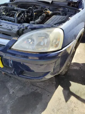 Foto de FARO DERECHO OPEL COMBO (CORSA C) 1.3 16V CDTI CAT (Z 13 DT / LN9) (69 CV / 51 KW) referencia 93173252