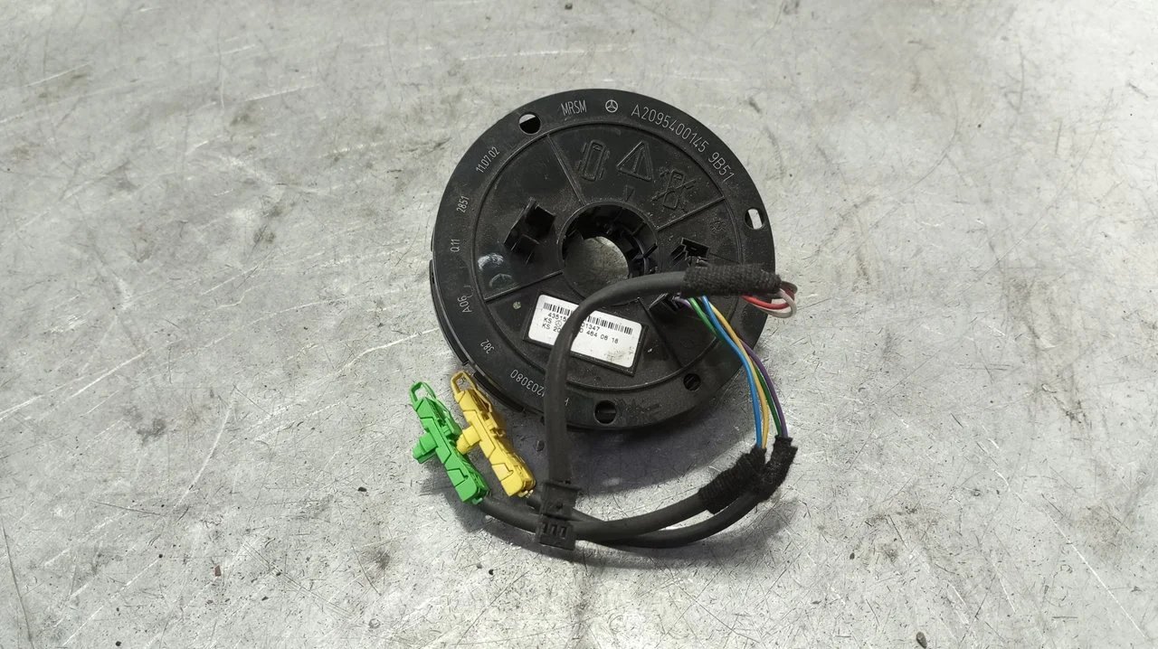 Foto de ANILLO AIRBAG MERCEDES-BENZ CLASE C (BM 203) BERLINA 2.7 CDI 20V CAT (170 CV / 125 KW) referencia A0004840818