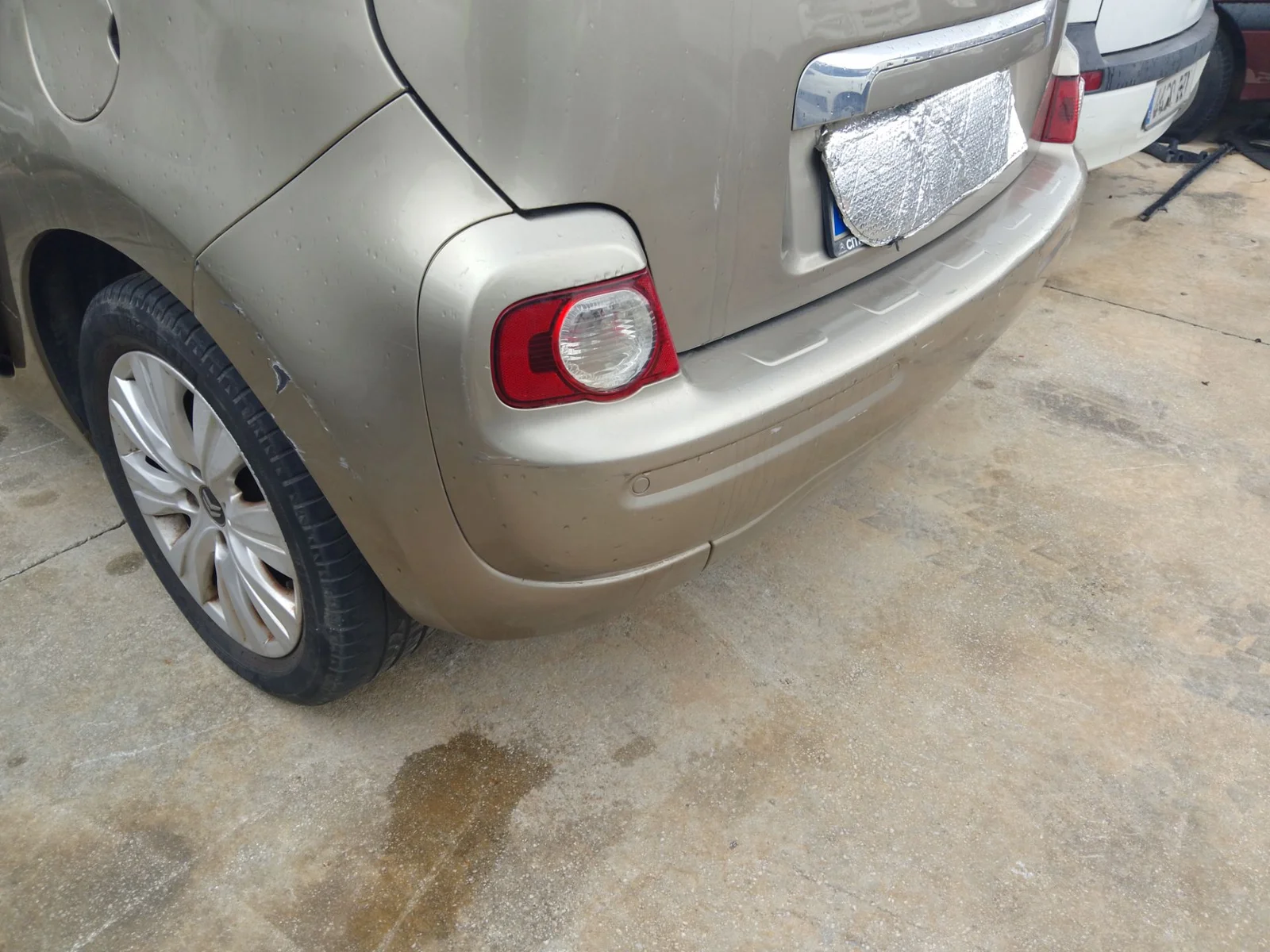 Foto de PARAGOLPES TRASERO CITROEN C3 PICASSO 1.6 16V (120 CV / 88 KW)