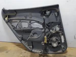 Foto de GUARNECIDO PUERTA TRASERA DERECHA SEAT IBIZA BERLINA (6J5) 1.4 TDI (80 CV / 59 KW) referencia 6J4867212 foto 2