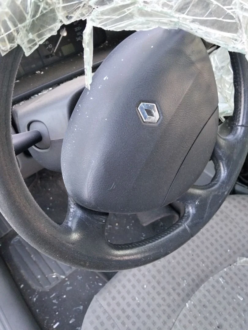 Foto de AIRBAG DELANTERO IZQUIERDO RENAULT LAGUNA II (BG0) 1.9 dCi Diesel CAT (101 CV / 74 KW)
