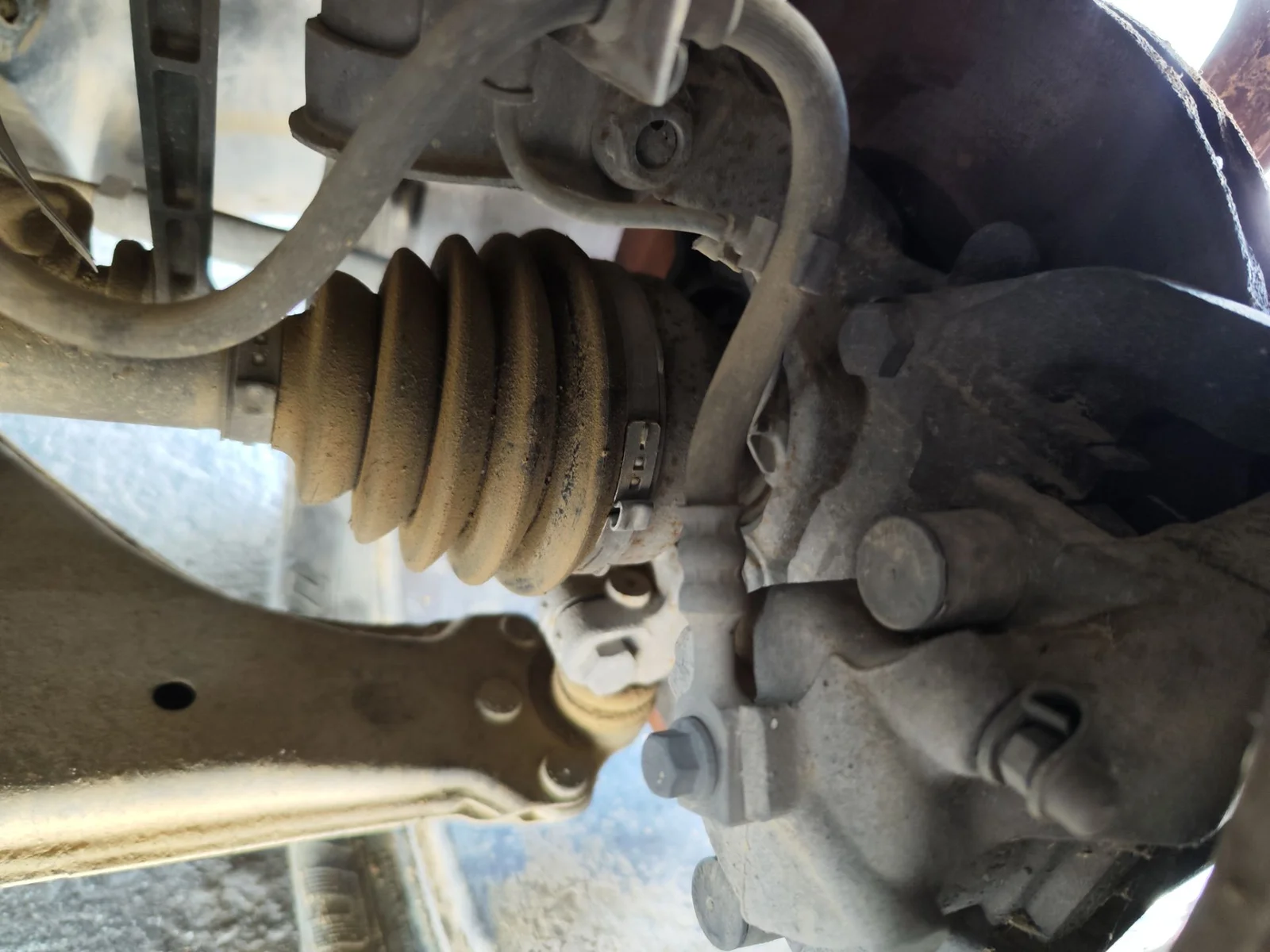 Foto de PINZA DE FRENO DELANTERA IZQUIERDA OPEL ZAFIRA B 1.9 CDTI (120 CV / 88 KW) referencia 93176426