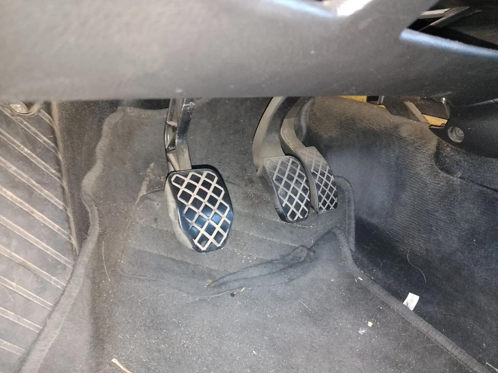 Foto de PEDAL FRENO VOLKSWAGEN PASSAT BERLINA (3B3) 1.9 TDI (131 CV / 96 KW) referencia 8D1721140B