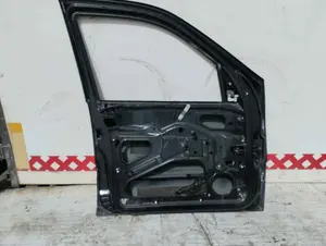 Foto de PUERTA DELANTERA IZQUIERDA MERCEDES-BENZ CLASE ML (BM 163) 3.7 V6 CAT (245 CV / 180 KW) foto 4