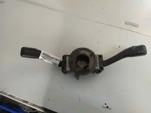 Foto de MANDO INTERMITENTES AUDI A6 AVANT (4B5) 2.5 V6 24V TDI (150 CV / 110 KW) referencia 8L0953513G foto 4