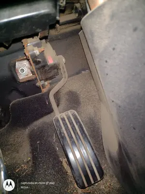 Foto de POTENCIOMETRO PEDAL RENAULT CLIO III 1.5 dCi Diesel (68 CV / 50 KW) foto 2