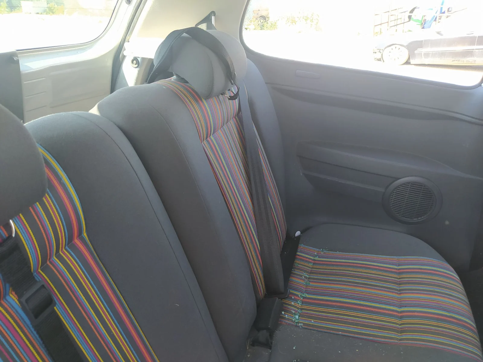 Foto de CINTURON SEGURIDAD TRASERO DERECHO VOLKSWAGEN FOX (5Z1)(04.2005) 1.4 (75 CV / 55 KW)