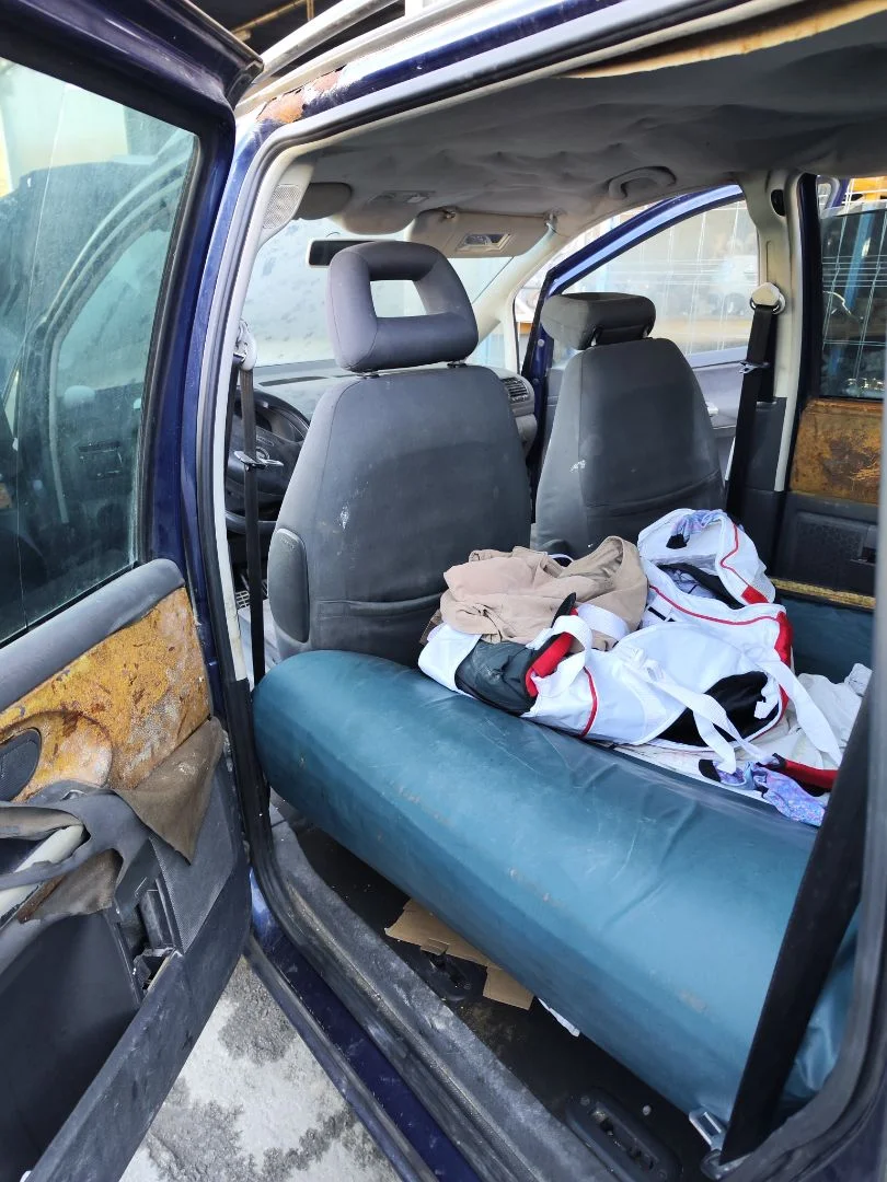 Foto de GOMAS CONTORNO PUERTA SEAT ALHAMBRA (7V9) 1.9 TDI (116 CV / 85 KW)