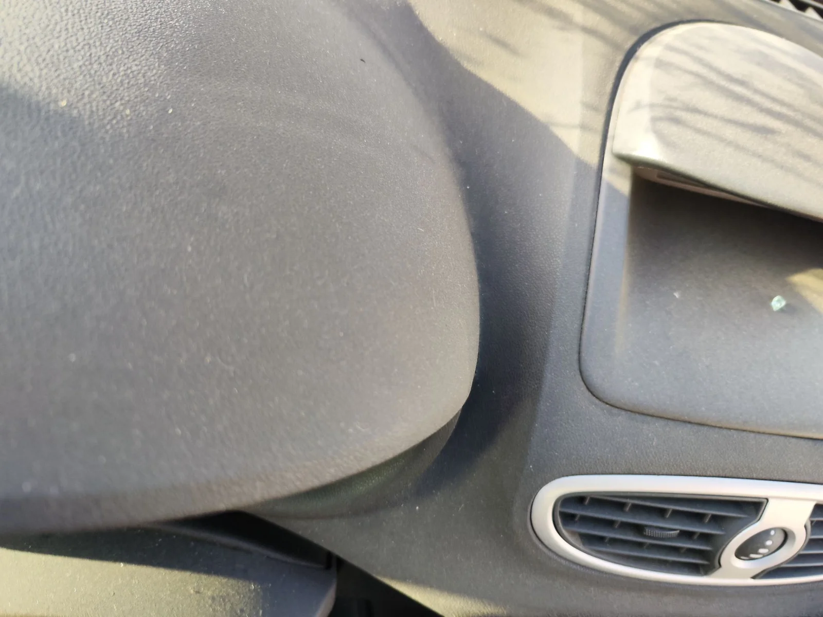 Foto de CALEFACCION ENTERA NORMAL RENAULT CLIO III 1.4 16V (98 CV / 72 KW)