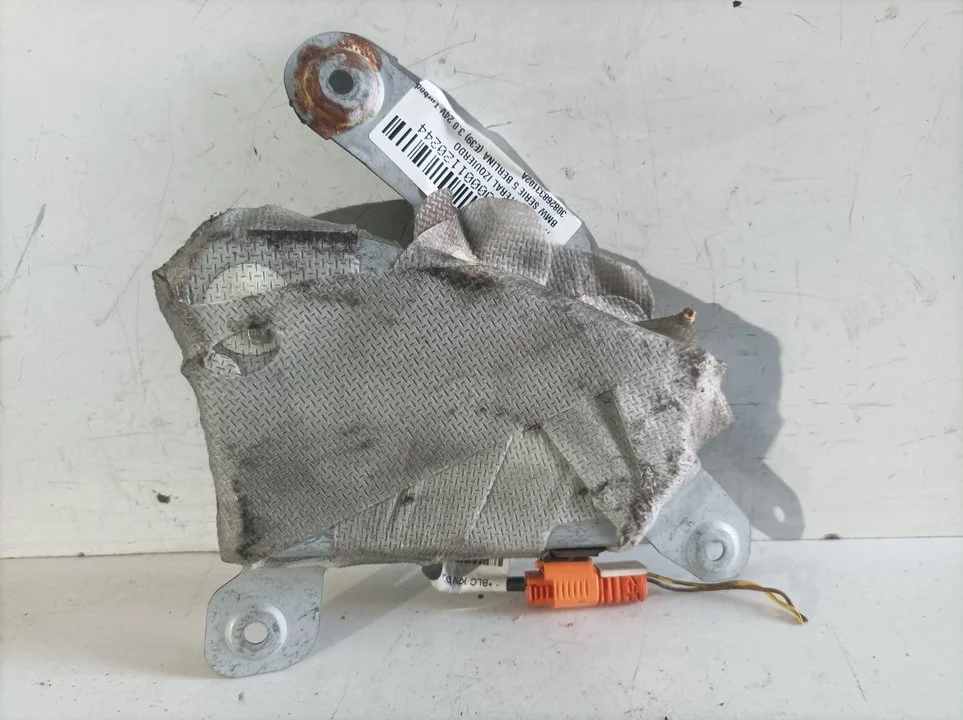 Foto de AIRBAG LATERAL IZQUIERDO BMW SERIE 5 BERLINA (E39) referencia 30826833102A