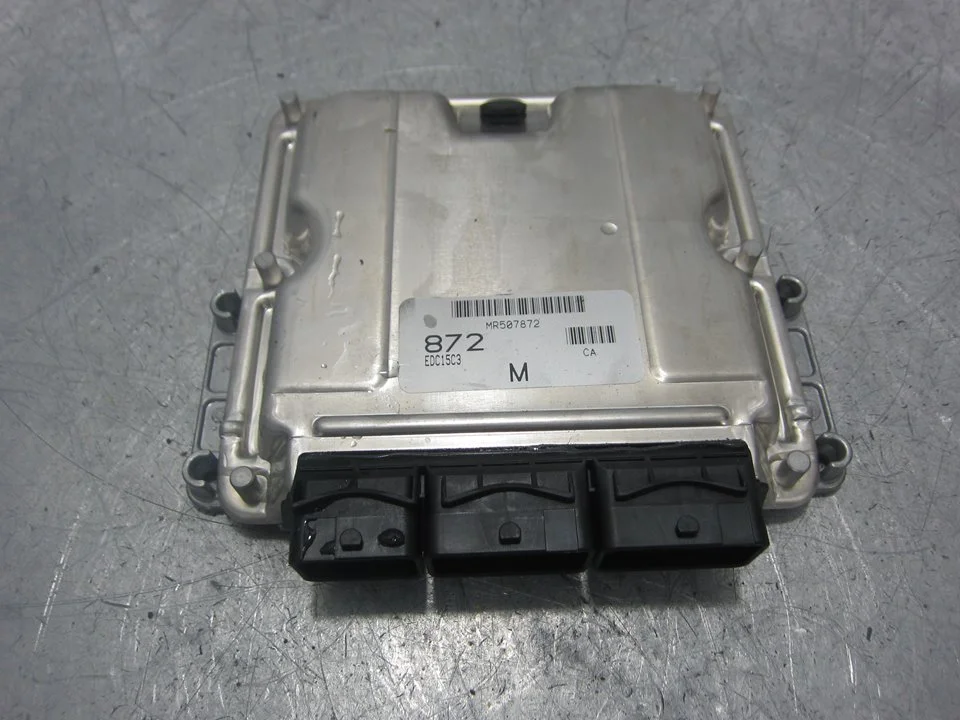 Foto de CENTRALITA MOTOR UCE MITSUBISHI ASX (GA0W) 1.6 CAT (117 CV / 86 KW) referencia MR507872