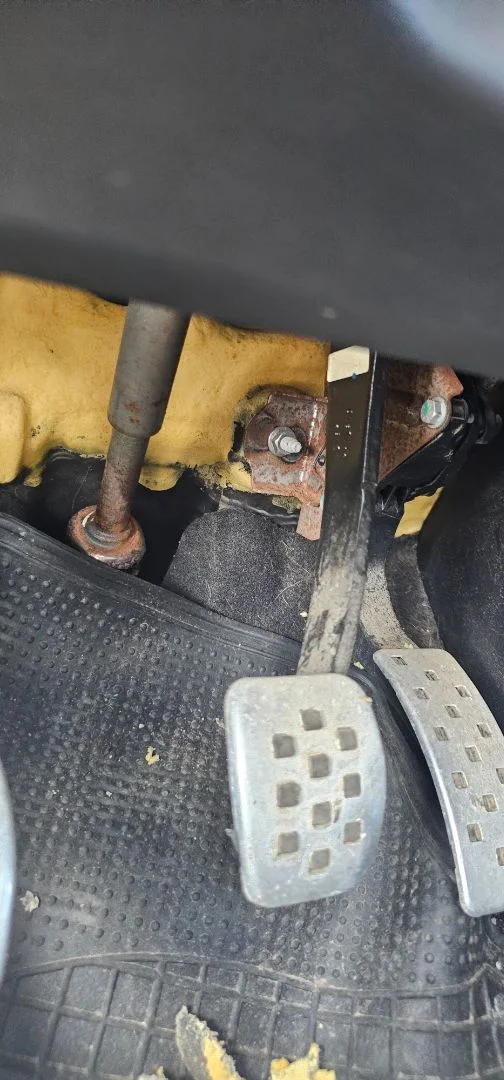 Foto de PEDAL FRENO RENAULT CAPTUR I 1.5 dCi Diesel FAP (110 CV / 81 KW)