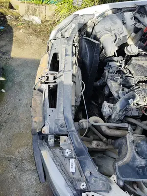 Foto de PANEL FRONTAL BMW SERIE 3 BERLINA (E90) 2.0 Turbodiesel CAT (143 CV / 105 KW)