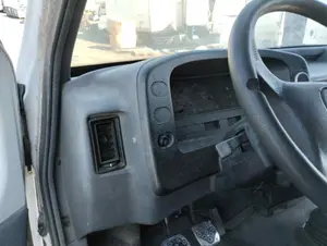 Foto de SALPICADERO FORD TRANSIT FURGÓN (CY/DY)(1986) 2.5 Diesel (80 CV / 59 KW) foto 3