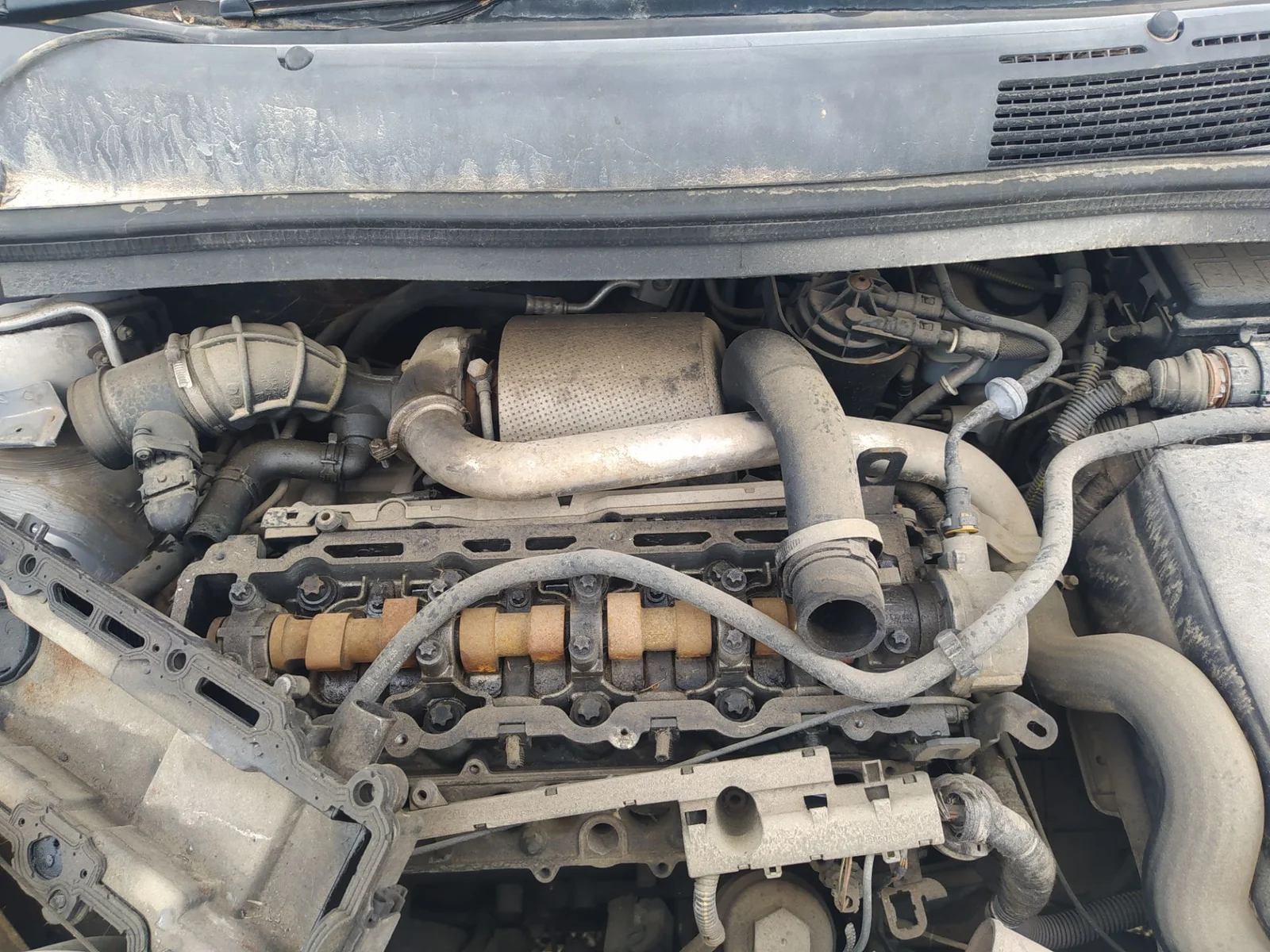 Foto de DESPIECE MOTOR OPEL ZAFIRA A 2.0 DTI (101 CV / 74 KW)