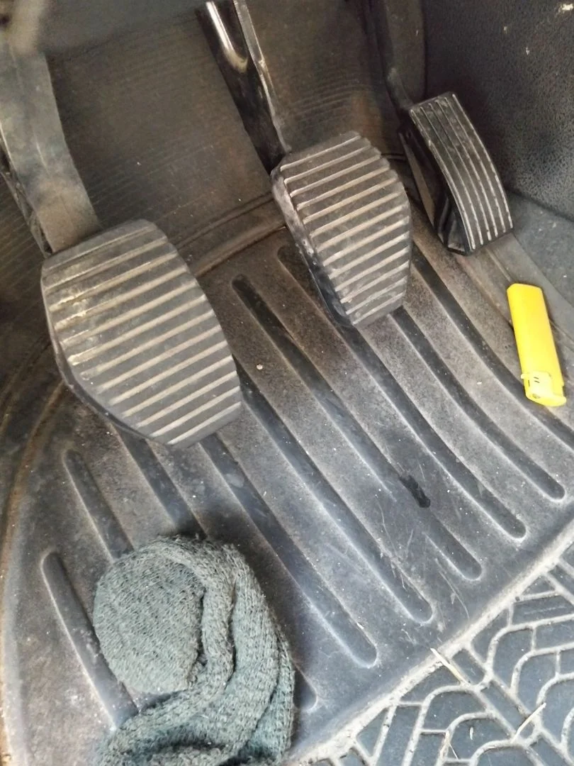 Foto de PEDAL FRENO PEUGEOT 407 1.6 HDi FAP CAT (9HZ / DV6TED4) (109 CV / 80 KW) referencia 4501S7