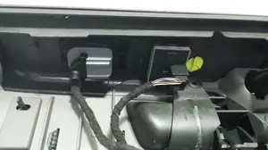 Foto de MANDO ELEVALUNAS DELANTERO IZQUIERDO VOLKSWAGEN T5 TRANSPORTER FURGÓN/COMBI (7H) 1.9 TDI CAT (AXB) (105 CV / 77 KW) referencia 7E0959855A foto 2