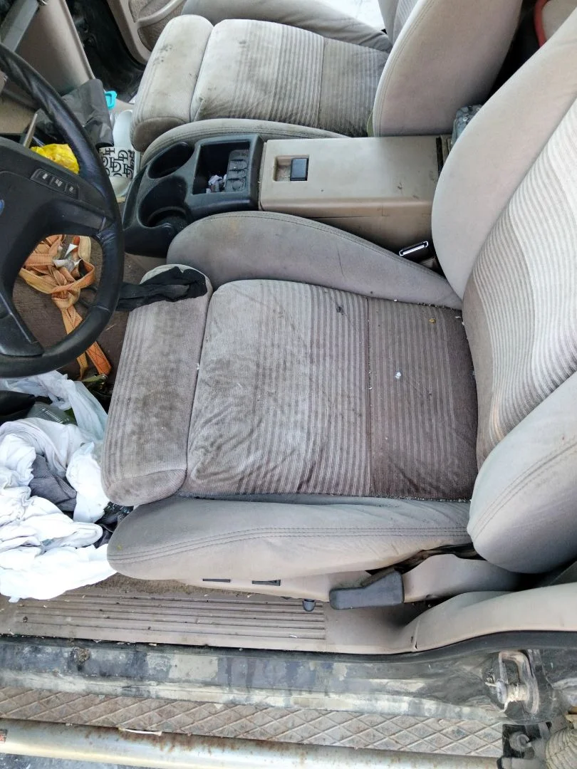 Foto de ASIENTO DELANTERO IZQUIERDO FORD EXPLORER (UN46) 4.0 V6 CAT (156 CV / 115 KW)