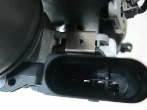 Foto de MOTOR LIMPIA DELANTERO OPEL ASTRA K BERLINA 5P 1.4 16V SIDI Turbo (125 CV / 92 KW) referencia 3397021778 foto 2