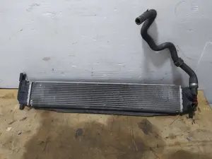 Foto de INTERCOOLER VOLKSWAGEN GOLF VII BERLINA (BQ1/BE2) 1.6 TDI (116 CV / 85 KW) referencia 5Q0121251EL