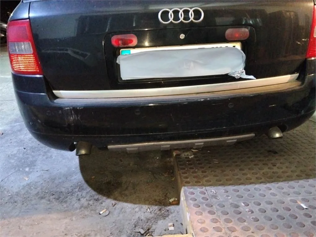 Foto de REFUERZO PARAGOLPES TRASERO AUDI ALLROAD QUATTRO QUATTRO (4B5)