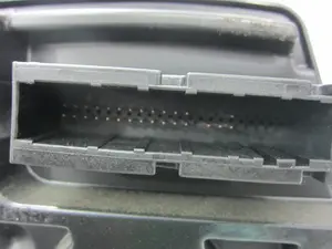 Foto de CUADRO INSTRUMENTOS OPEL ZAFIRA B 1.9 CDTI CAT (Z 19 DTL) (101 CV / 74 KW) referencia 13225988 foto 2