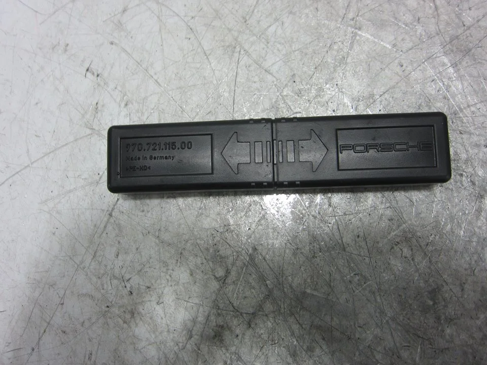 Foto de HERRAMIENTAS PORSCHE PANAMERA (TIPO 970) referencia 97072111500
