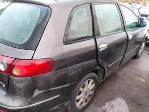 Foto de TAPA EXTERIOR COMBUSTIBLE FIAT CROMA (194) 1.9 JTD 16V CAT (150 CV / 110 KW) referencia 0735401790