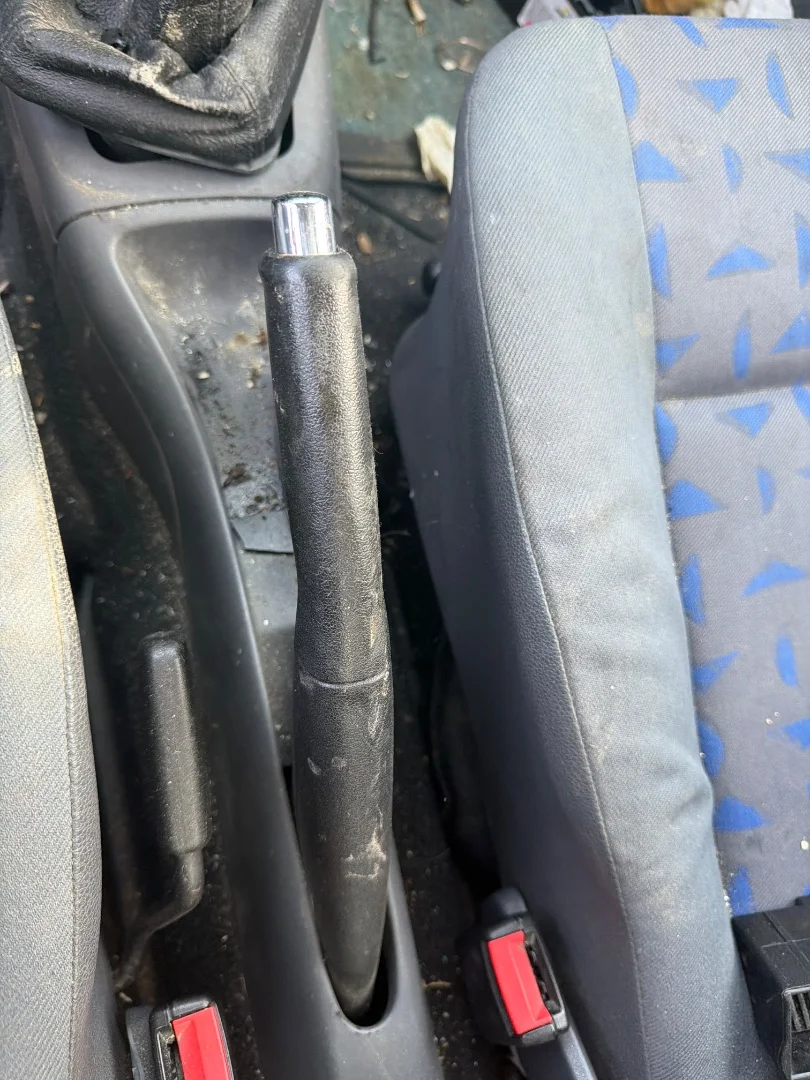 Foto de PALANCA FRENO SEAT CORDOBA BERLINA (6K2)