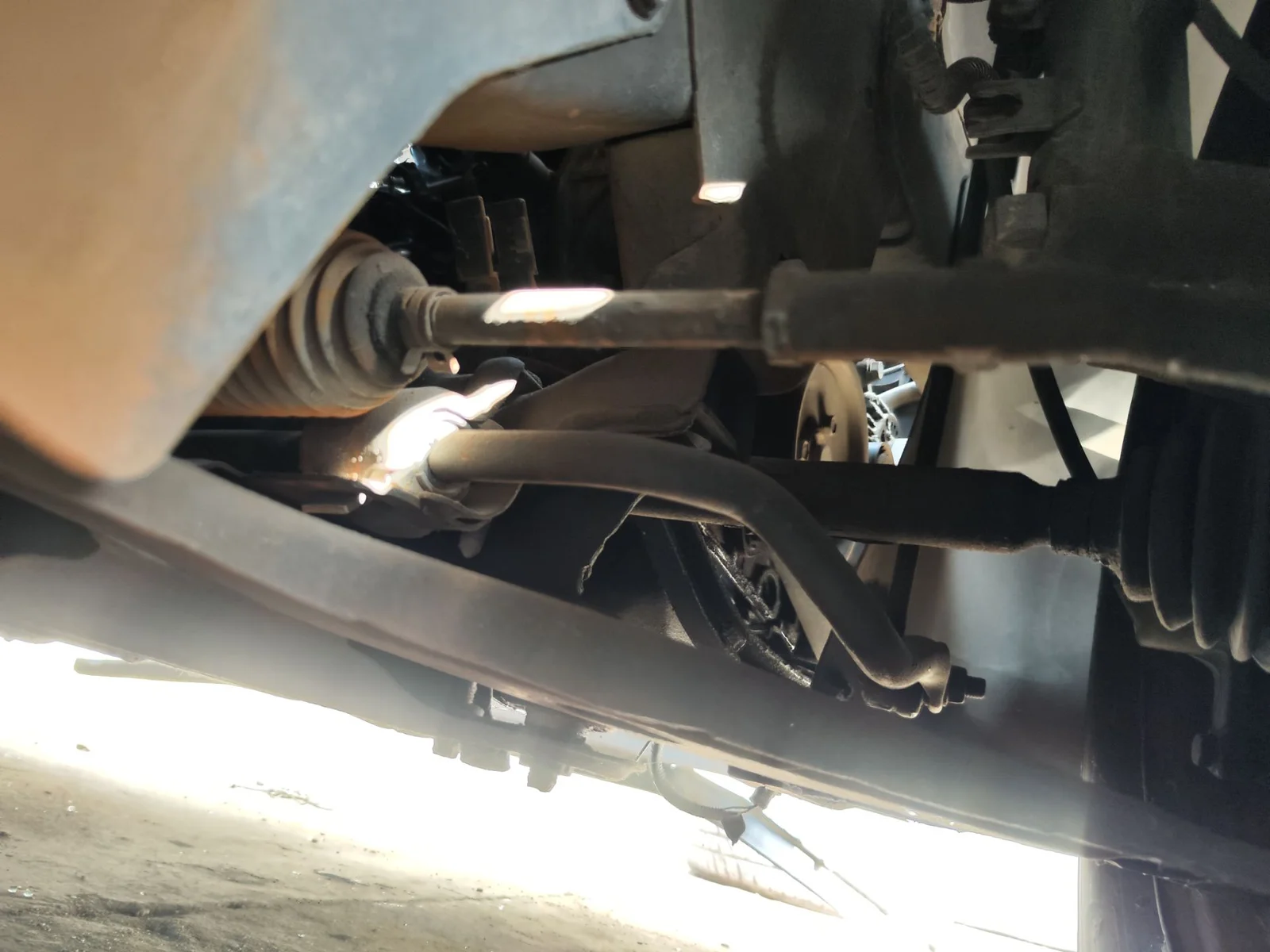 Foto de EJE DELANTERO / CUNA MOTOR CITROEN C2 1.1 (60 CV / 44 KW)