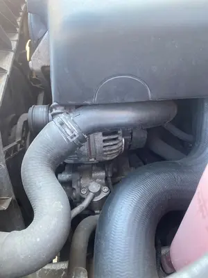 Foto de ALTERNADOR AUDI A4 BERLINA (8K2) 2.0 16V TDI (143 CV / 105 KW) referencia 03G903016GV