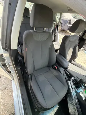 Foto de ASIENTO DELANTERO DERECHO SEAT LEON (1P1)