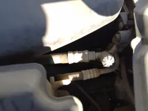 Foto de TUBOS AIRE ACONDICIONADO BMW SERIE 3 BERLINA (E46) 2.5 24V CAT (170 CV / 125 KW) referencia 64118372784 foto 2
